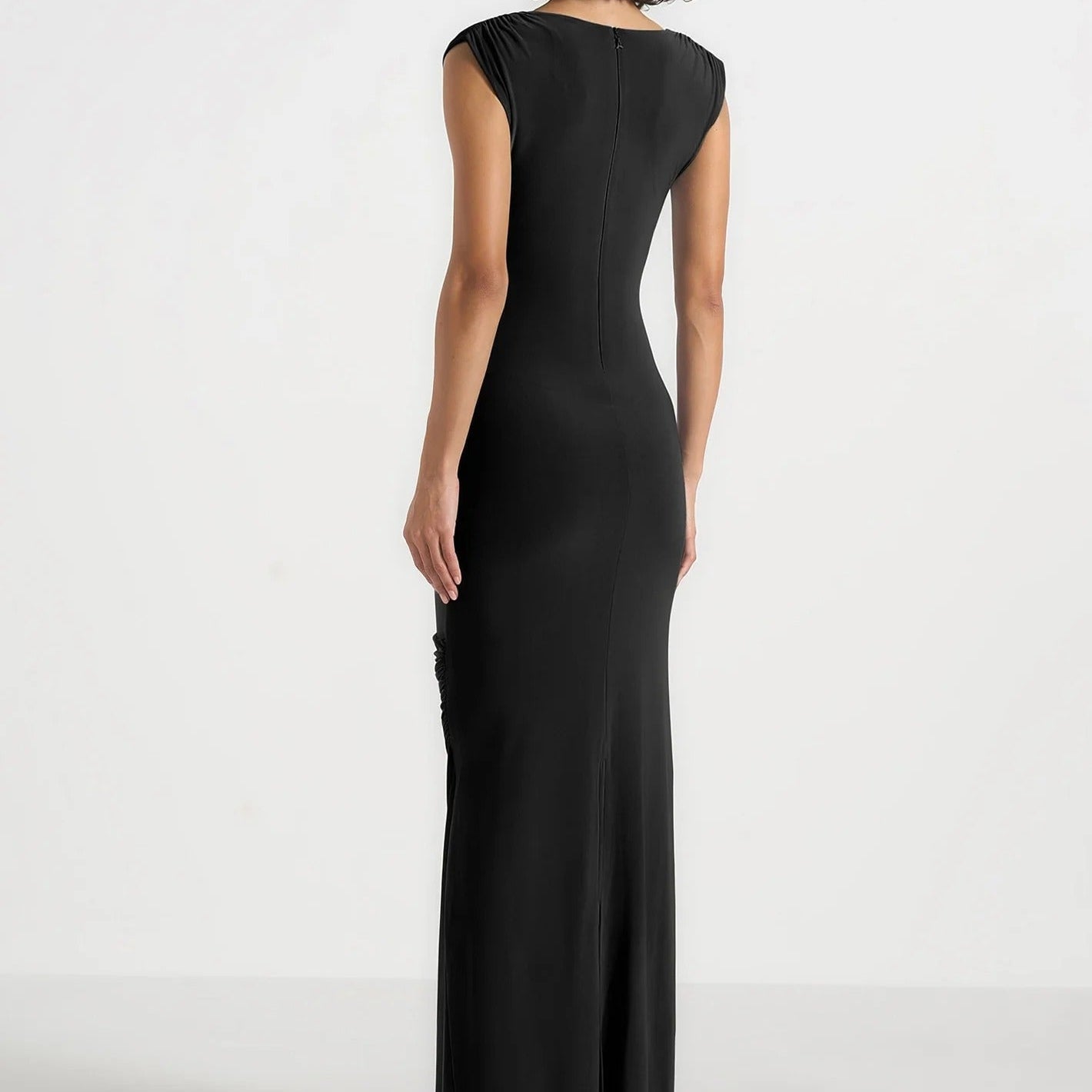 V Neck Sleeveless Ruched Mermaid Maxi Dress